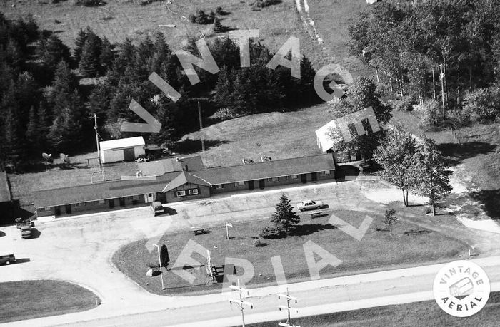 Bates Motel (Phils Bar Motel Cafe - Standard Super Service, Lone Wolf Saloon and Motel) - 1993 Photo Lone Wolf Bar And Motel